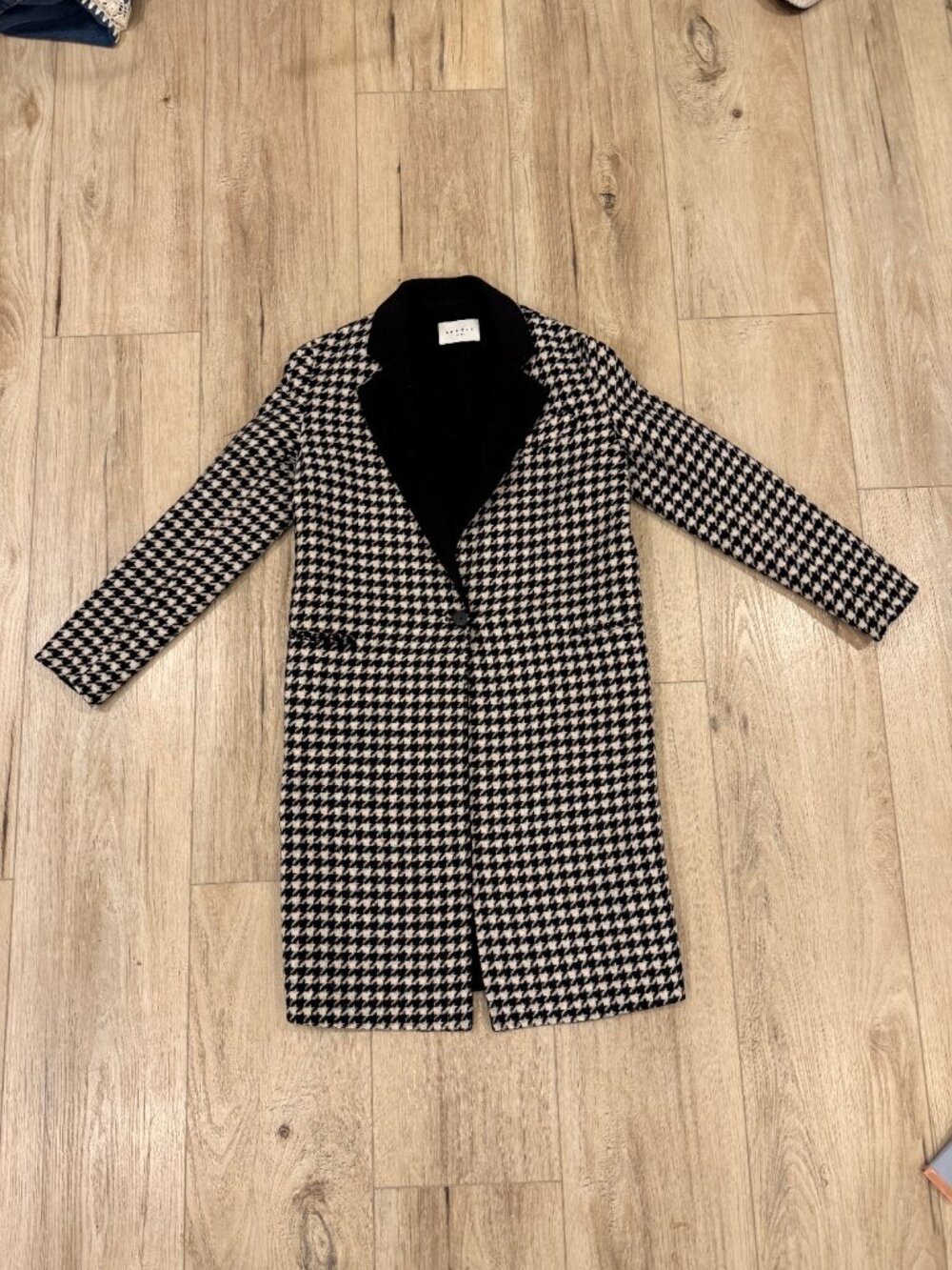 Sandro Paris Black and White Houndstooth Coat - Picture 2 of 7